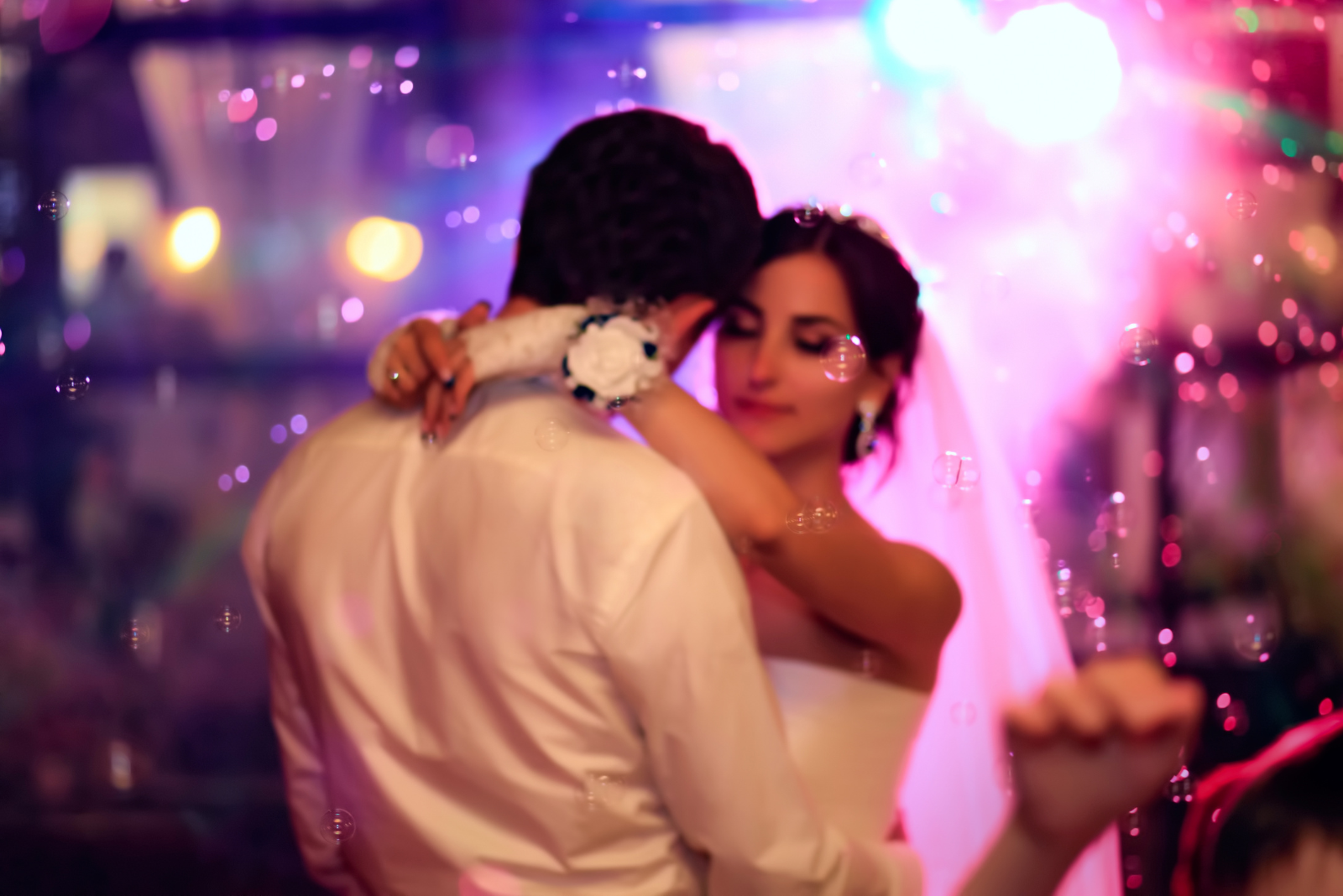 couple wedding london